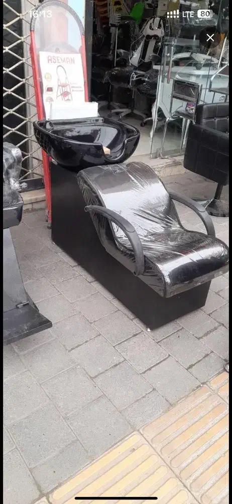 وسایل ارایشگاه کامل به فروش میرسد|آرایشگاه و سالنهای زیبایی|تربت جام, پاسداران|دیوار