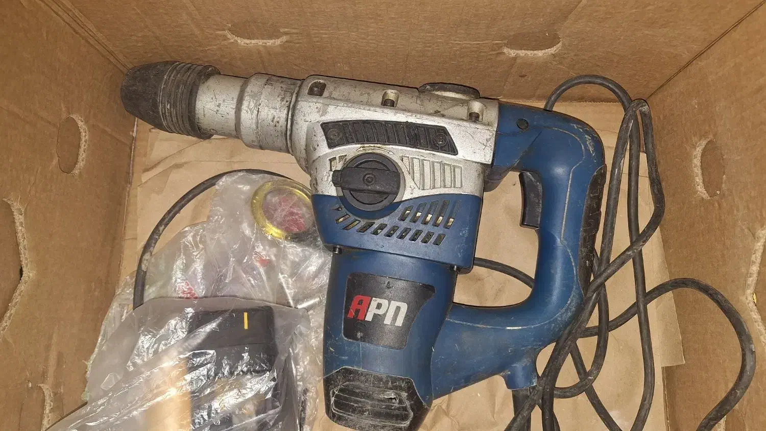 تفنگ هیلتی تراز دیوالت متر دی والت پیکور ۸دستگاجوش|ابزارآلات|قروه, |دیوار