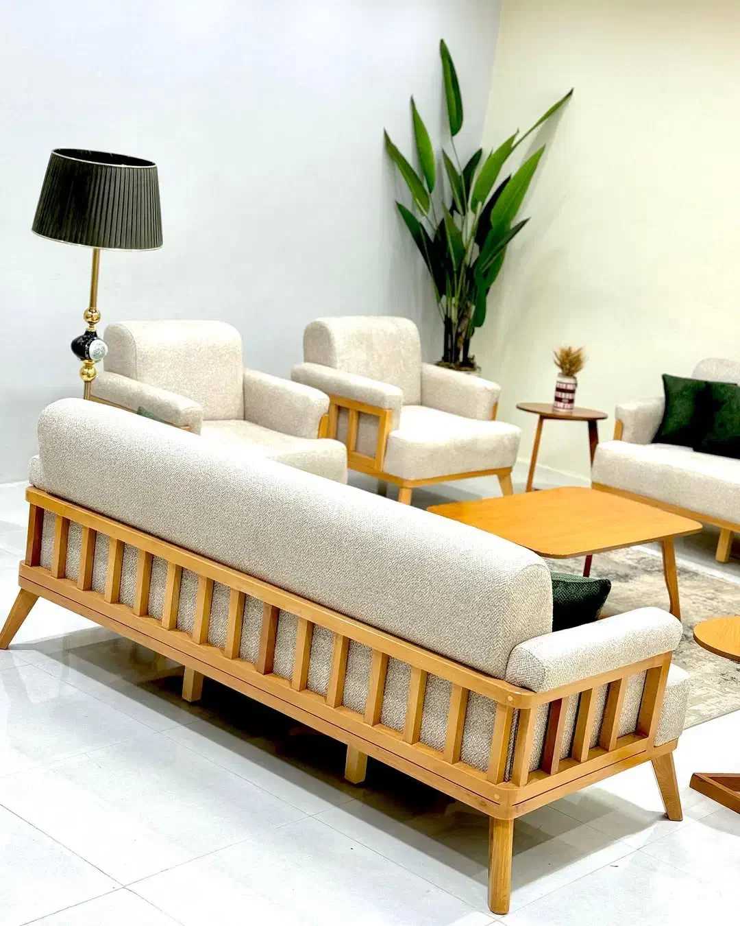 انواع لوازم چوبی با دوام و زیبا«تولیدی مبل وکنسول|مبلمان خانگی و میز عسلی|شفت, |دیوار