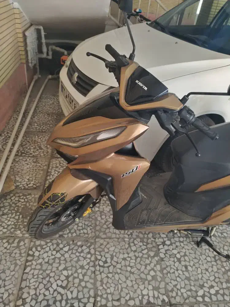 کیلیک کویر|موتورسیکلت|اصفهان, باتون|دیوار