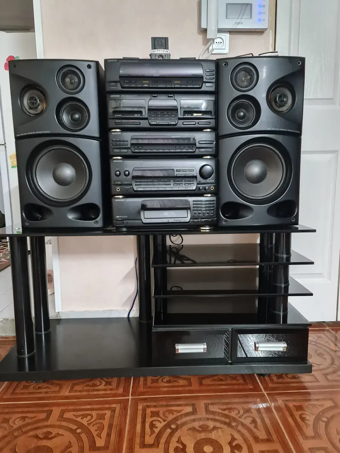 ضبط قدیمی|سیستم صوتی خانگی|شاهین‌شهر, بنیاد ازدواج|دیوار