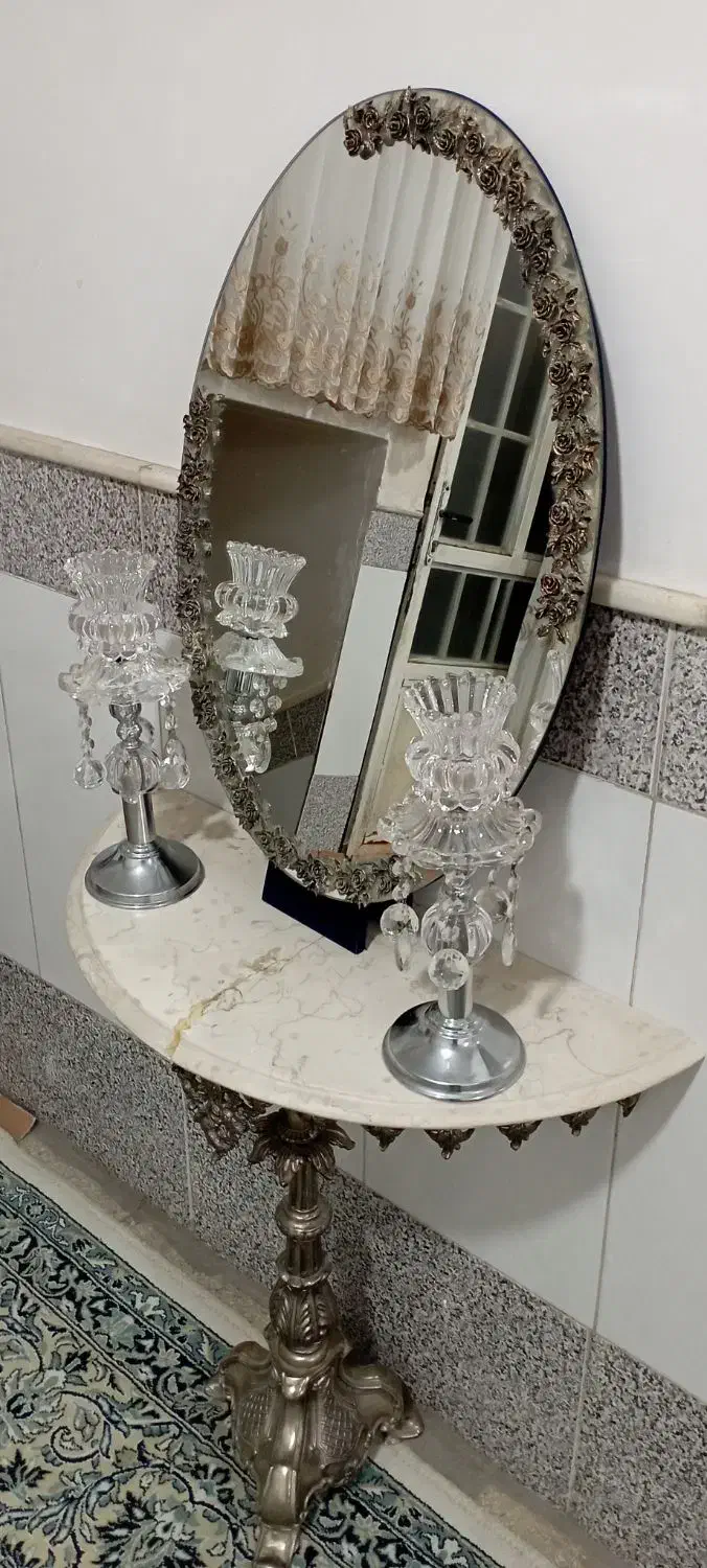 آینه و شمعدان|آینه|قم, علی آباد سعدگان|دیوار