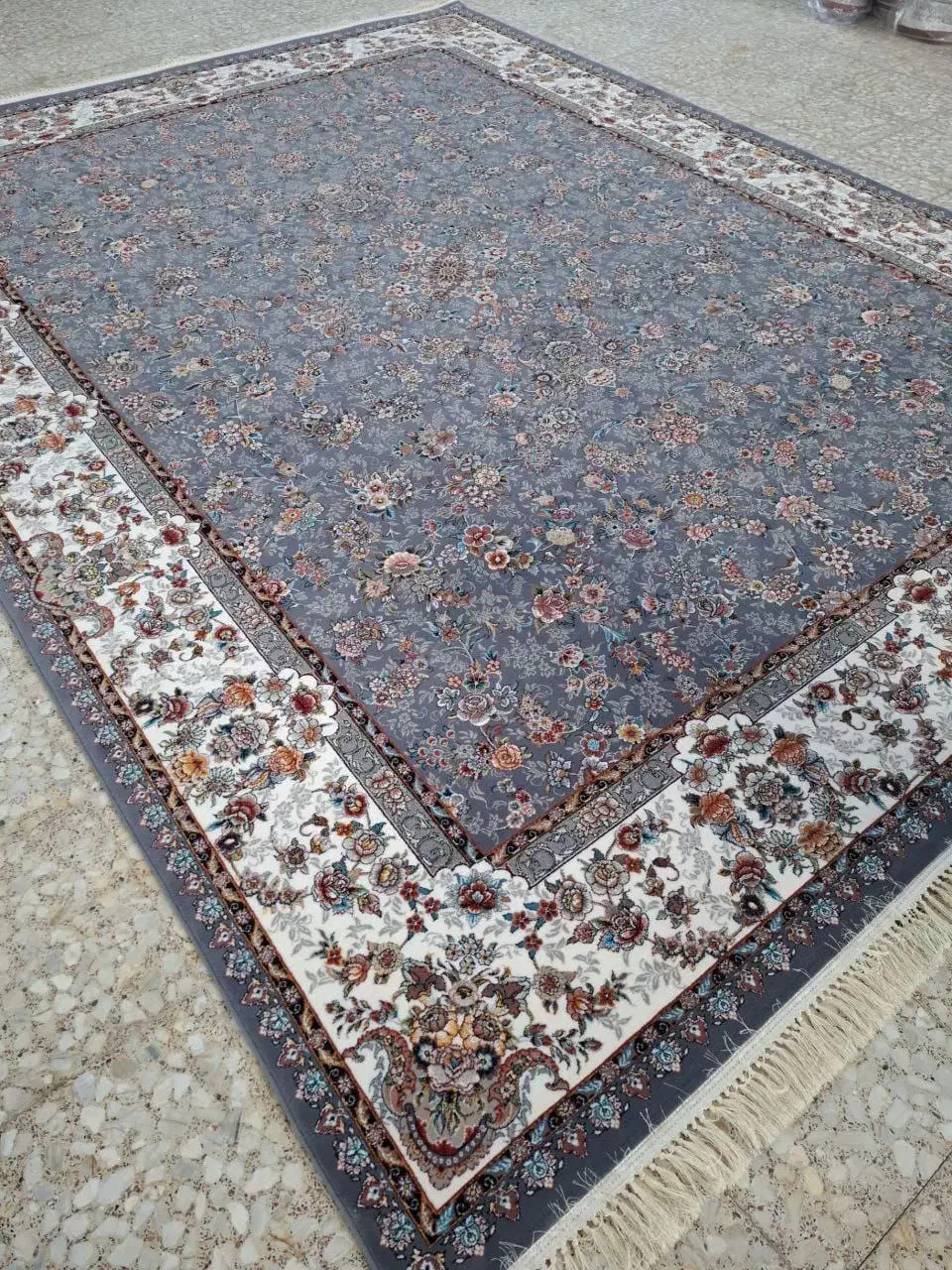 فروش فرشهای اقتصادی bcf|فرش|کاشان, فاز ۱ ناجی آباد|دیوار