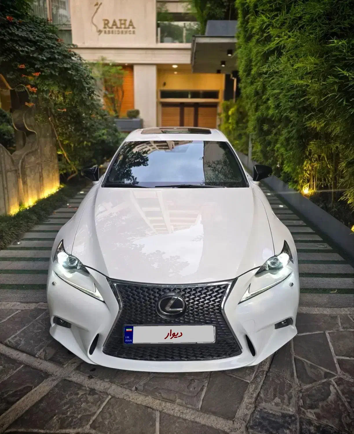 Lexus is250 Fsport|خودرو سواری و وانت|تهران,  امام زاده قاسم (نیاوران)|دیوار