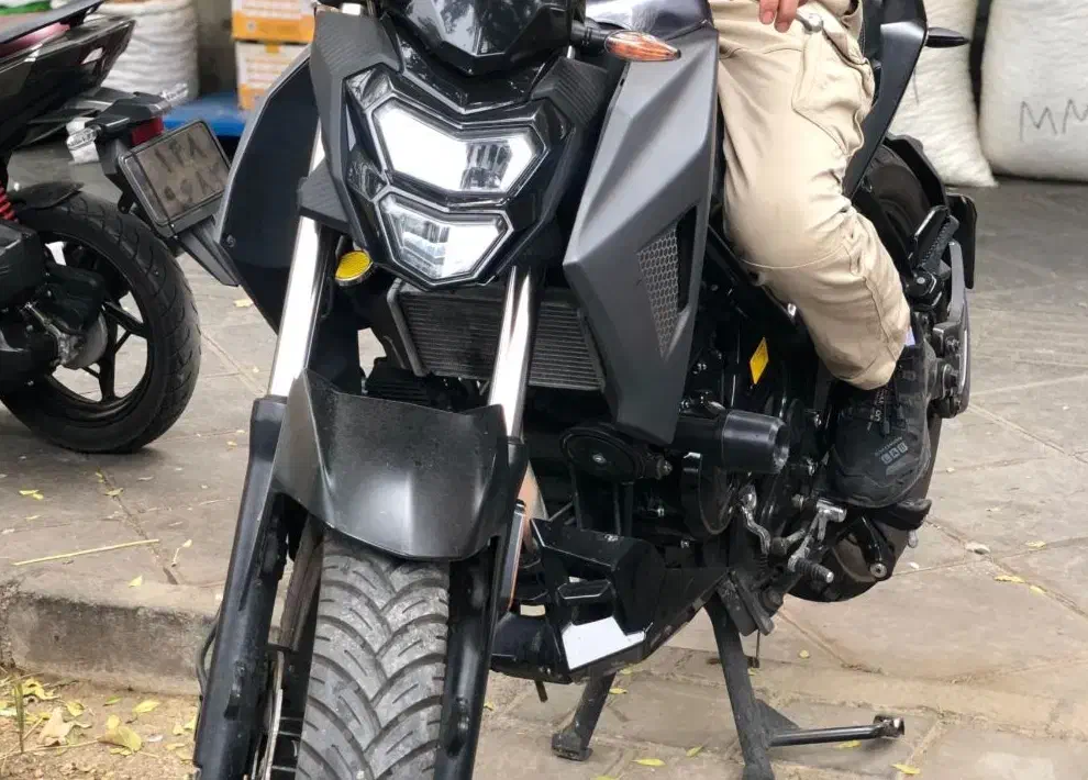 na 180 مدل ۱۴۰۰|موتورسیکلت|اصفهان, نقش جهان|دیوار