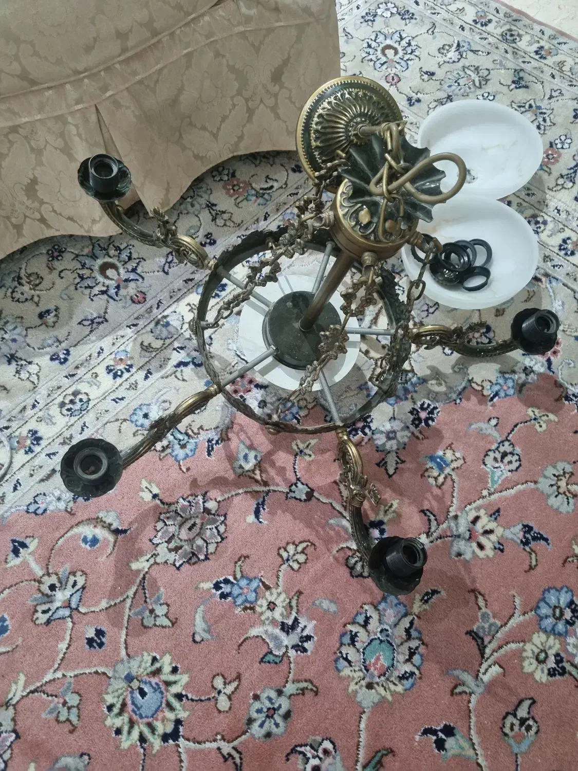 بدنه لوستر|لوستر و چراغ آویز|تهران, نیروی هوایی (پیروزی)|دیوار