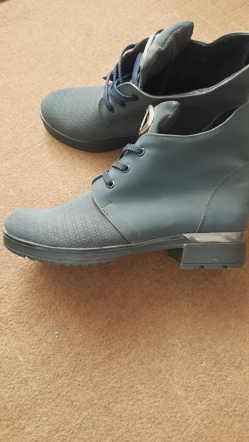 سه جفت کفش قیمت مناسب|کیف، کفش، کمربند|مشهد, شهید علی محمدی|دیوار