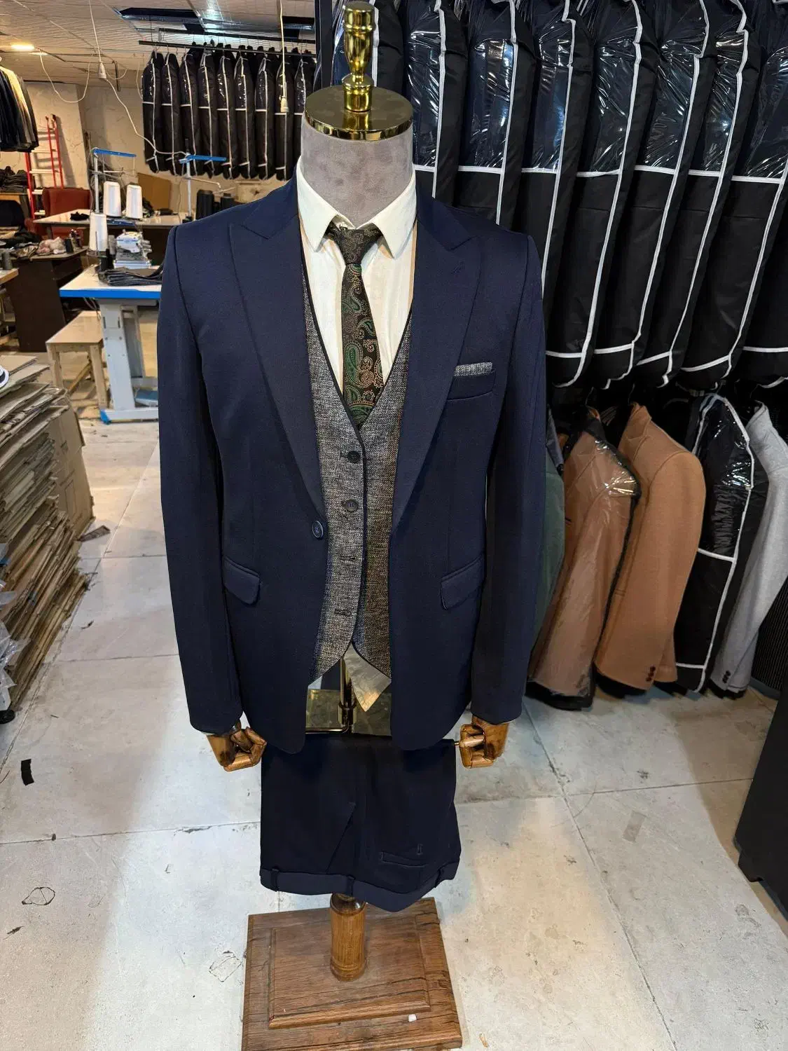 کت و شلوارهای مجلسی و کت تک و کت وشلوار اداری|لباس|خرمشهر, |دیوار