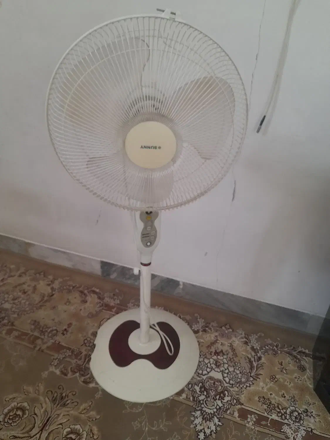 پنکه کار کرده|پنکه و تصفیهکنندهٔ هوا|اصفهان, سودان|دیوار