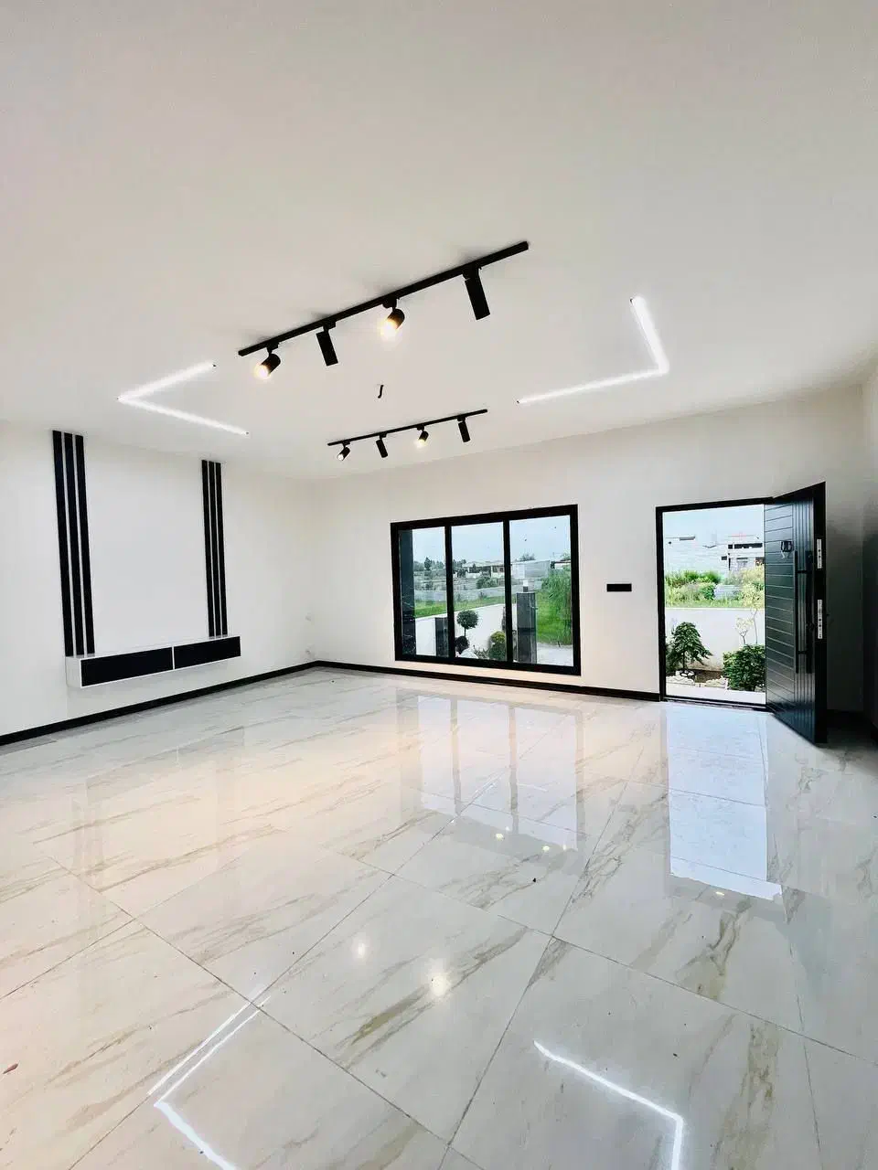 ویلافلت/۱۸۰متری/نقلی ولی تو دل برو|فروش خانه و ویلا|تهران, افسریه جنوبی|دیوار