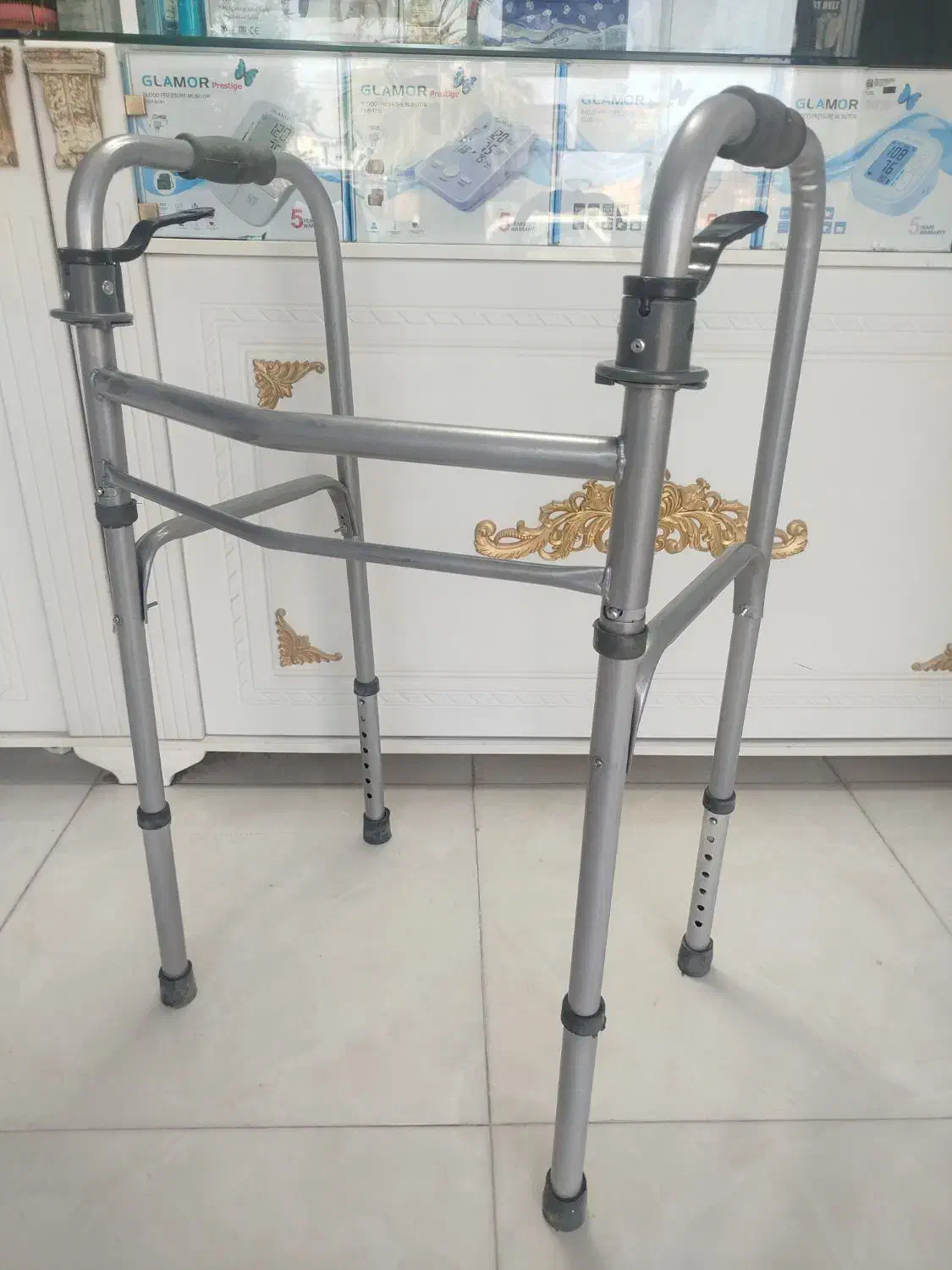 واکر|آرایشی، بهداشتی، درمانی|زابل, |دیوار