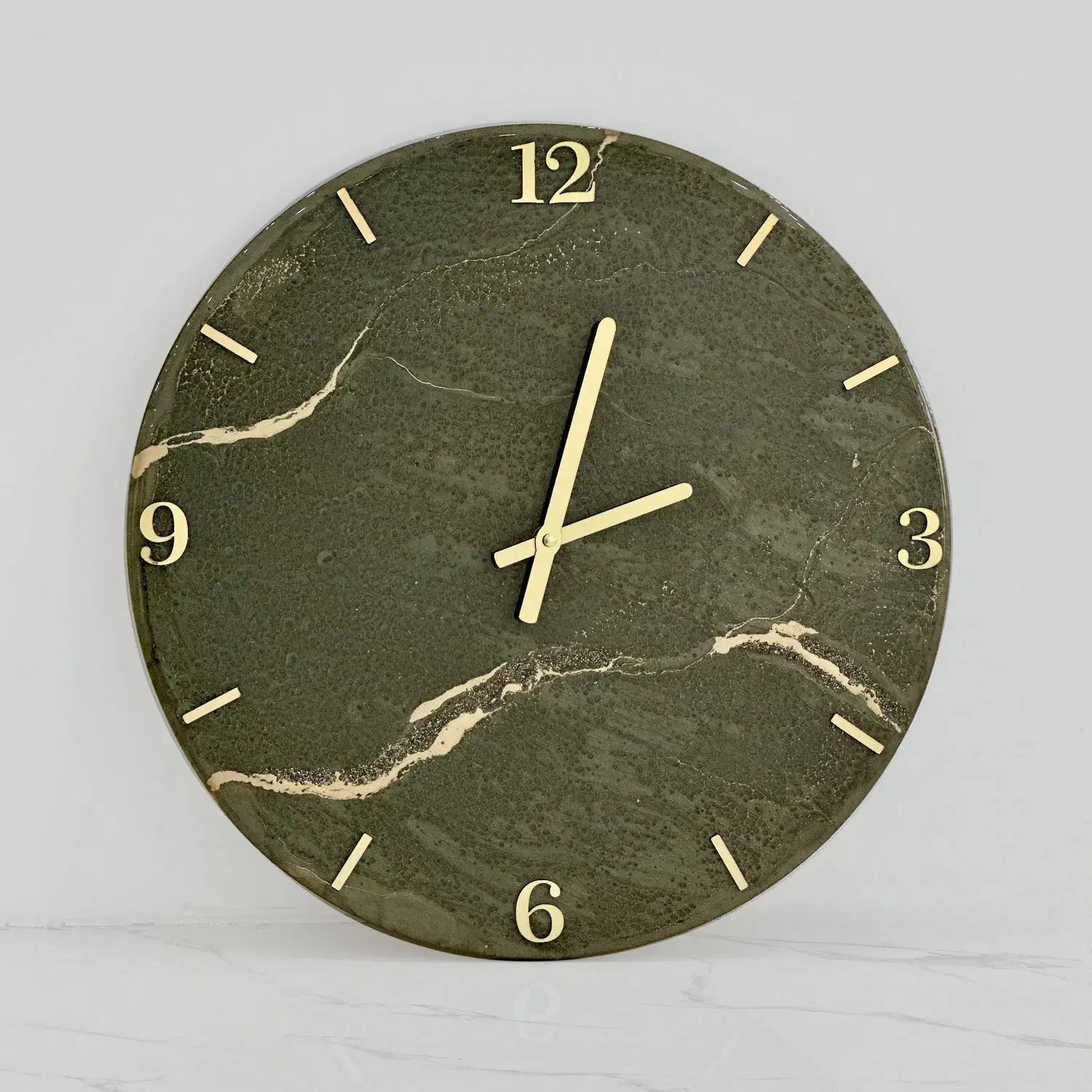 ساعت رزینی ظریف|صنایع دستی و سایر لوازم تزئینی|قم, شاه سید علی|دیوار