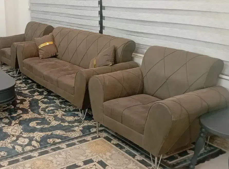 مبل سالم|مبلمان خانگی و میز عسلی|میبد, |دیوار