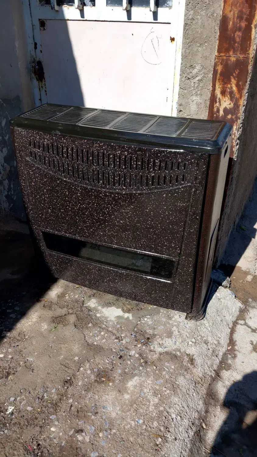 بخاری گازی 5500|بخاری، هیتر، شومینه|شازند, |دیوار