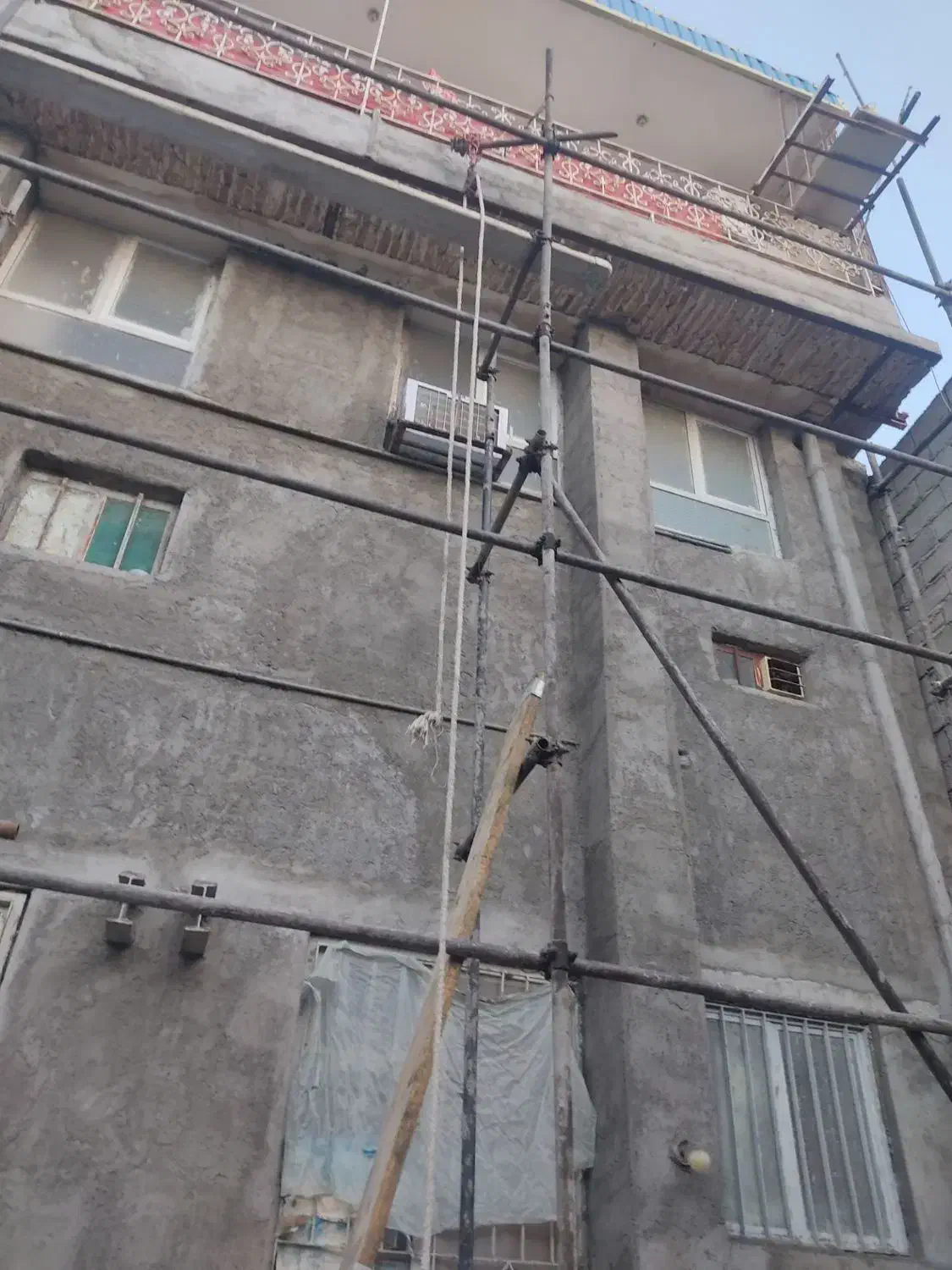 کاشی و سرامیک کاری، لوله کشی، پلاسترزنی ودیوارچینی|خدمات پیشه و مهارت|جیرفت, |دیوار