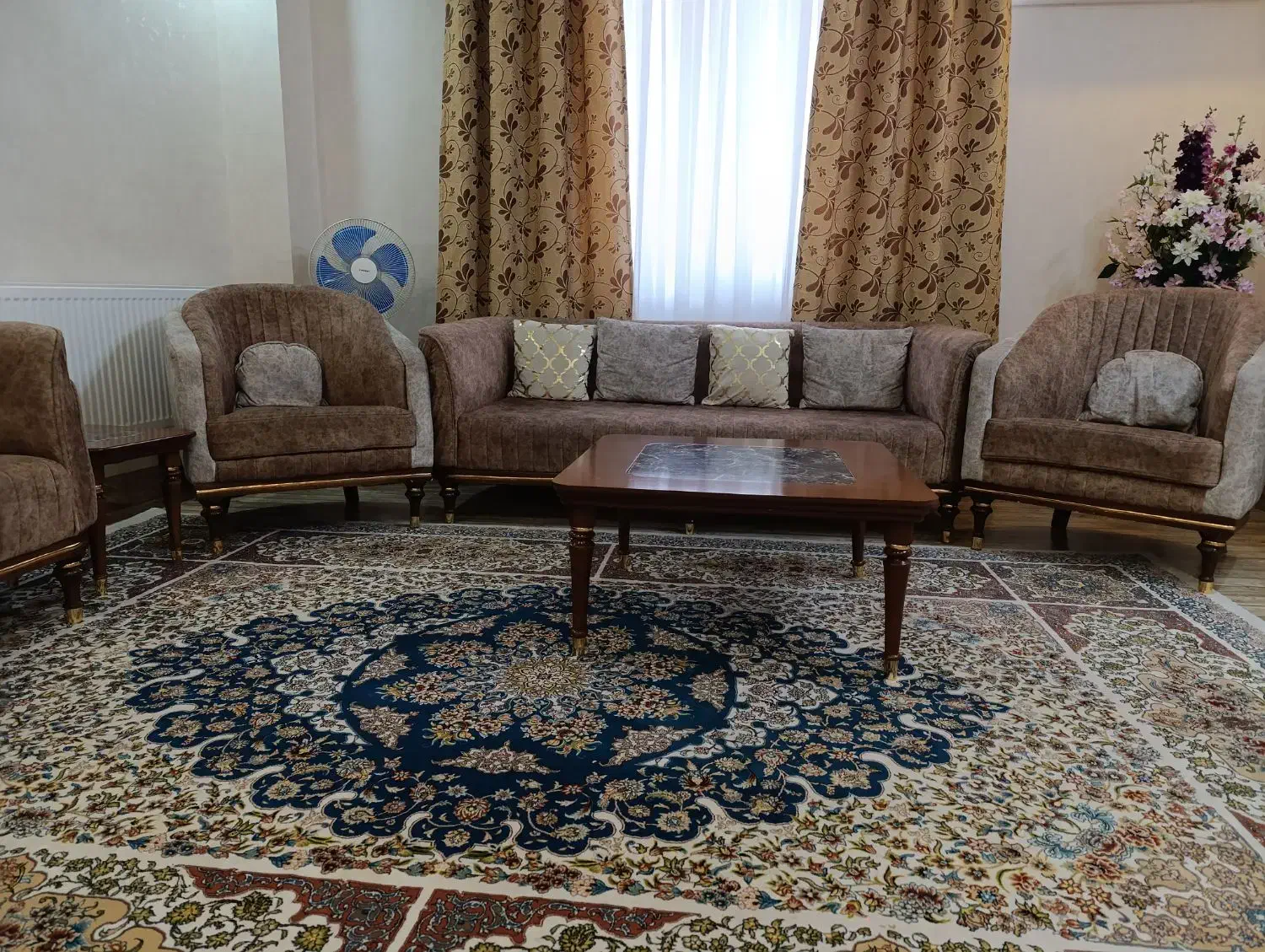 مبلمان ۸ نفره|مبلمان خانگی و میز عسلی|بوئین زهرا, |دیوار