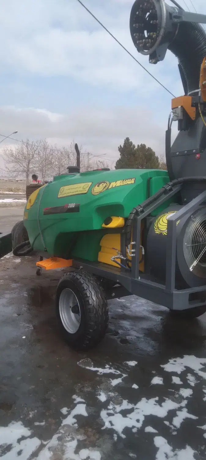 سمپاش ۲۰۰۰لیتری توربو|ماشین‌آلات صنعتی|تربت‌حیدریه, بهزیستی|دیوار