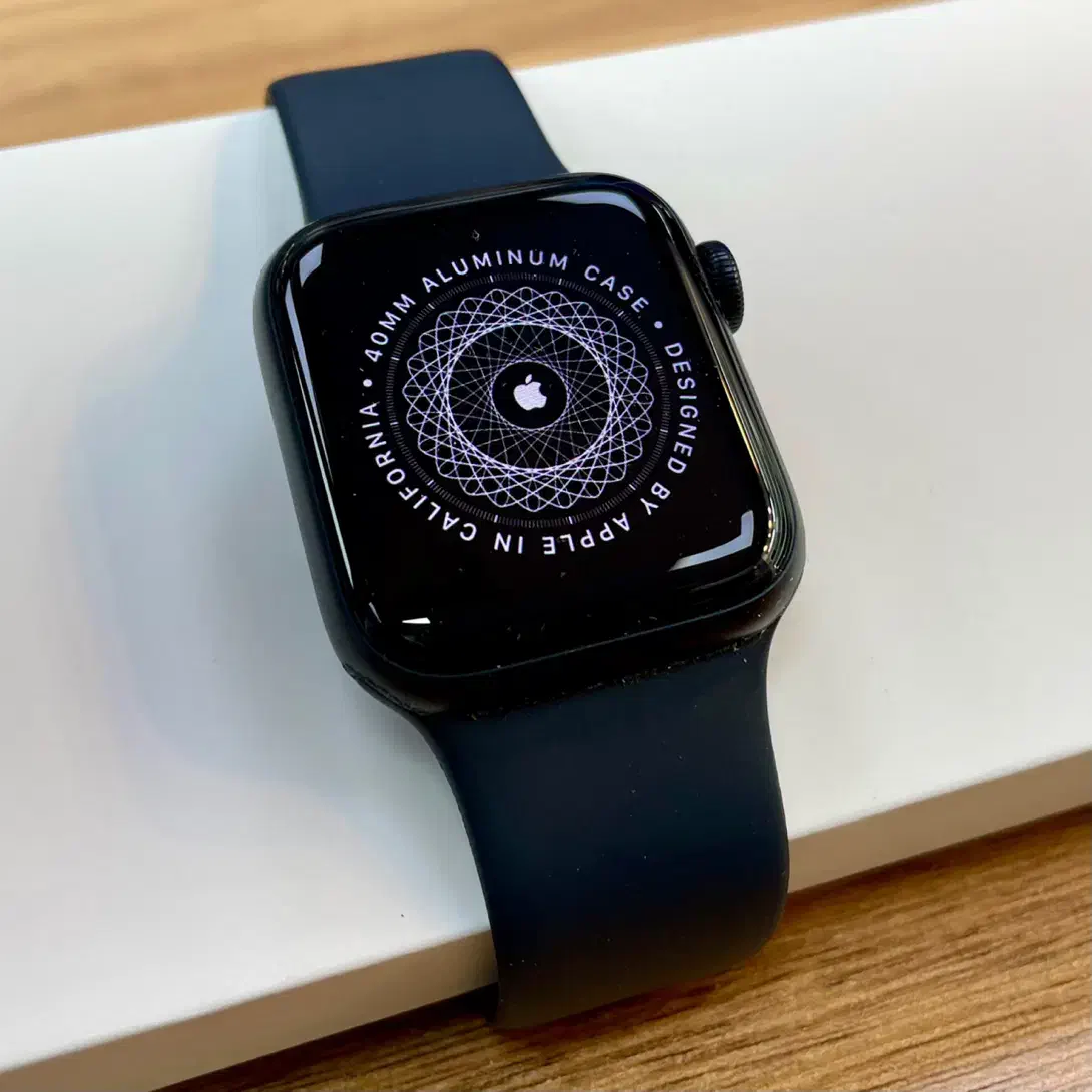 Apple watch SE (2nd Gen)|لوازم جانبی موبایل و تبلت|تهران, میدان ولیعصر|دیوار