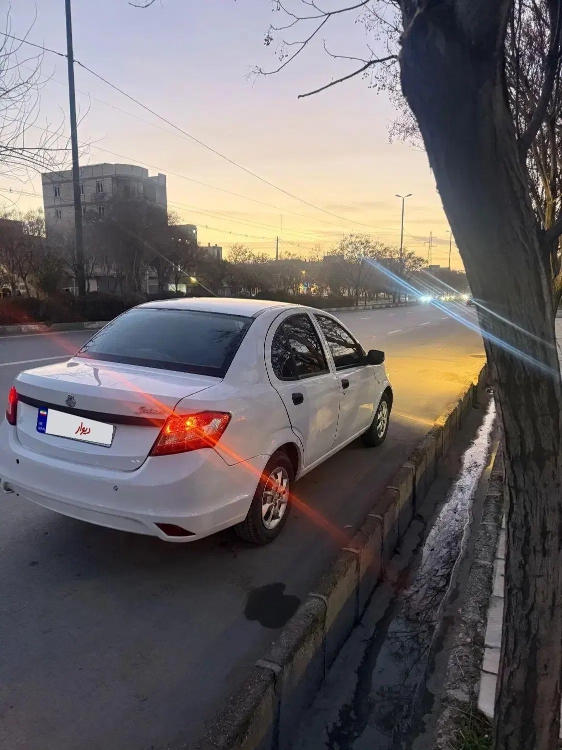 ساینا مدل99|خودرو سواری و وانت|خرم‌آباد, |دیوار