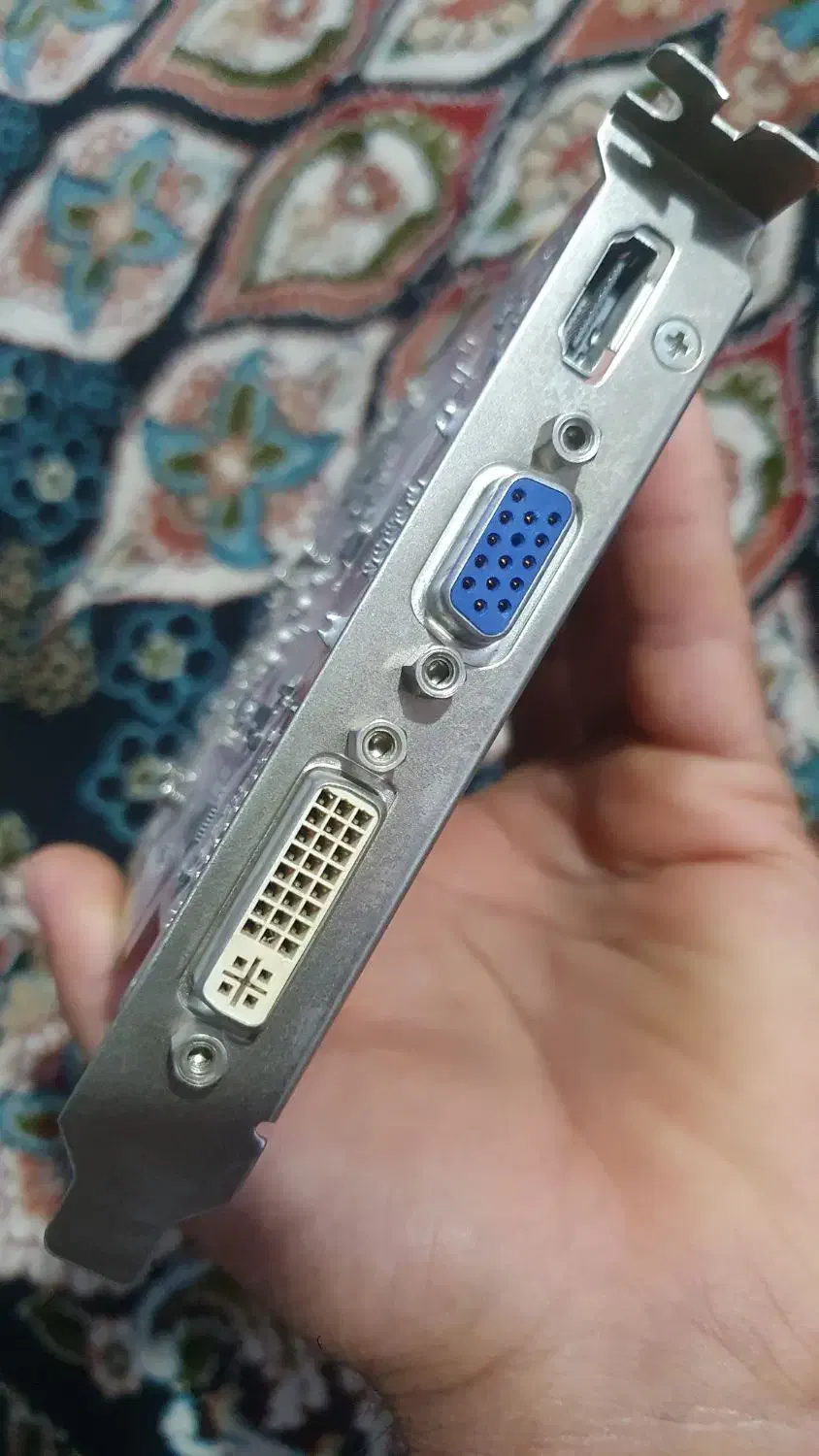 گرافیک ۱ گیگ Ddr3 asus|قطعات و لوازم جانبی رایانه|نیشابور, خیام|دیوار