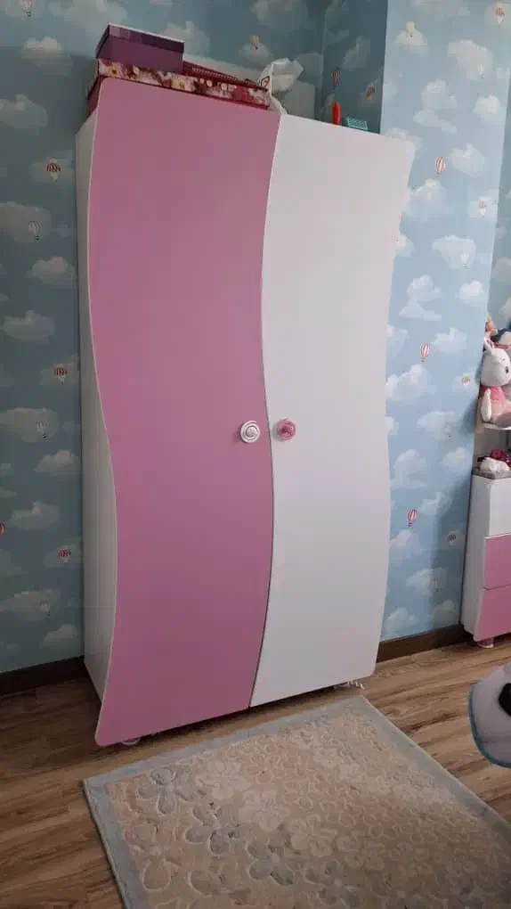 تخت  و کمد کودک و نوجوان آپادانا|تخت و سرویس خواب|اندیشه, اندیشه فاز ۴|دیوار