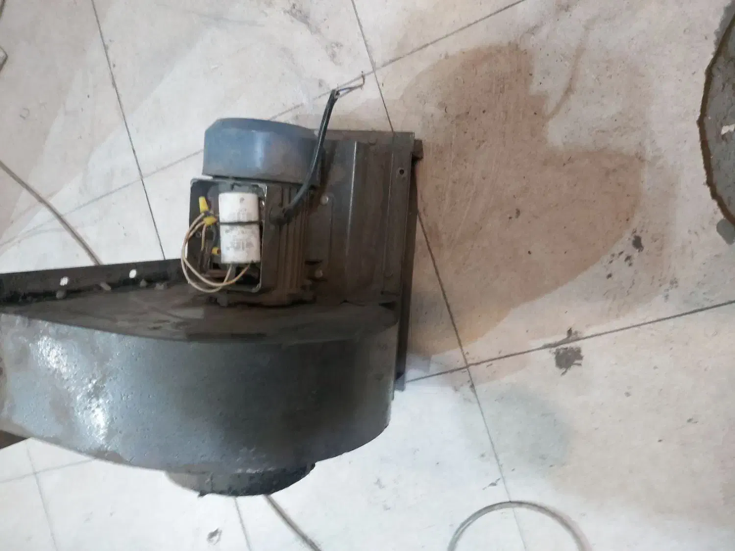 فن حلزونی|پنکه و تصفیه‌کنندهٔ هوا|تبریز, |دیوار