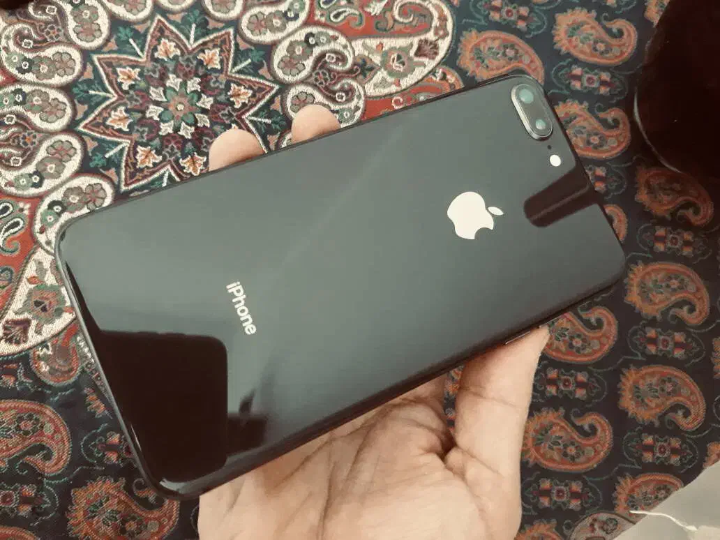 ۸پلاس ۶۴گیگ|موبایل|شاهین‌شهر, عطار|دیوار