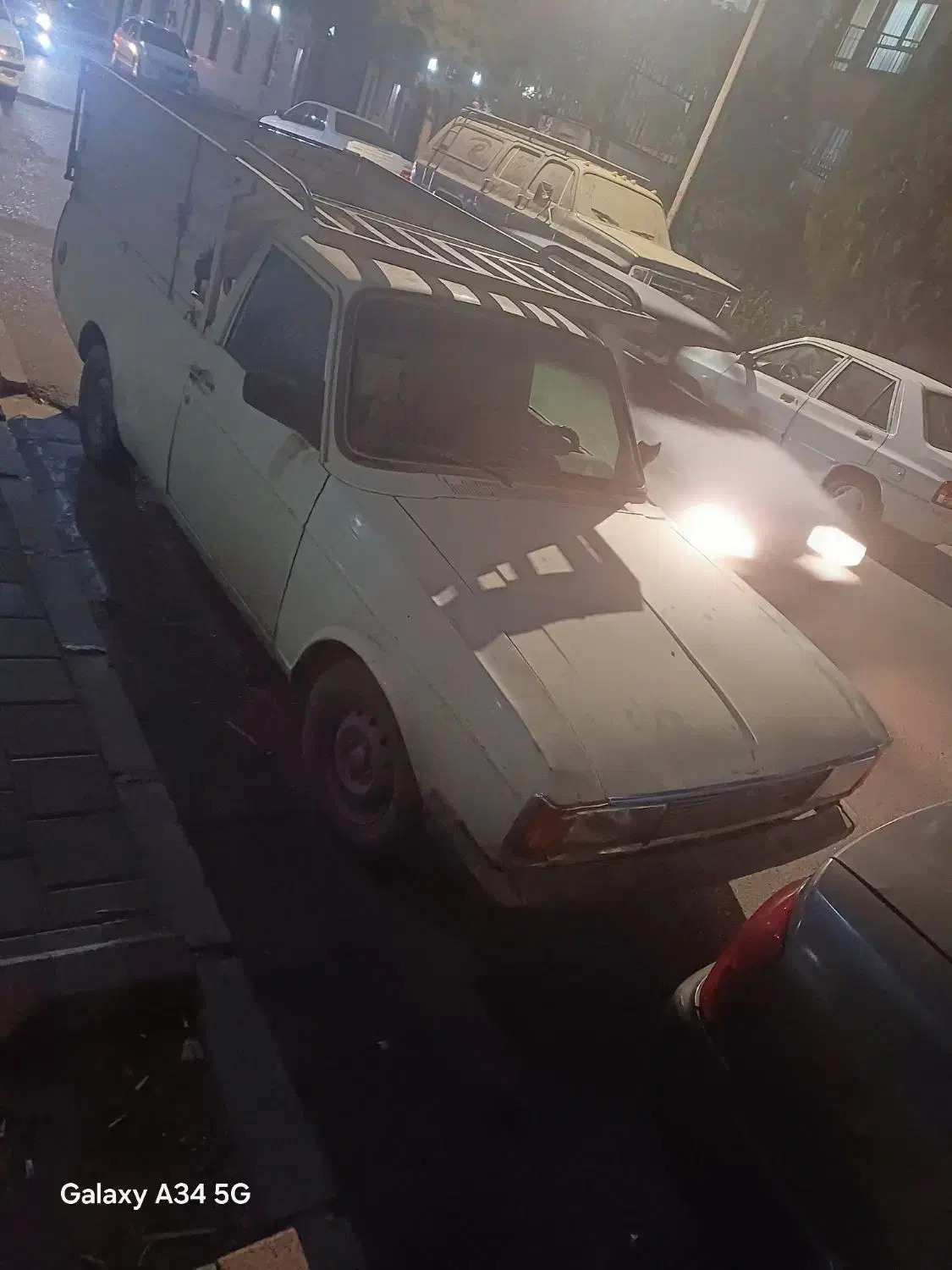 فروش وانت پیکان|خودرو سواری و وانت|اندیشه, اندیشه فاز ۱|دیوار