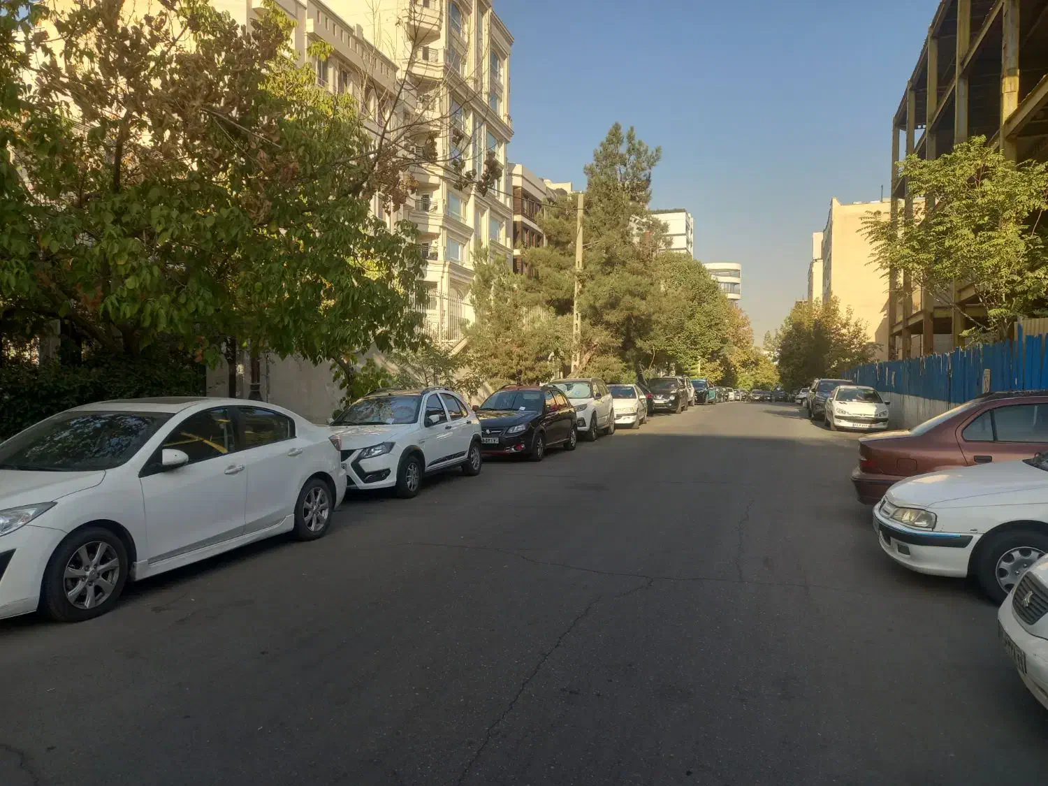 ۱۳۰متر /۳خواب/فول امکانات /پایین دادمان / فلامک