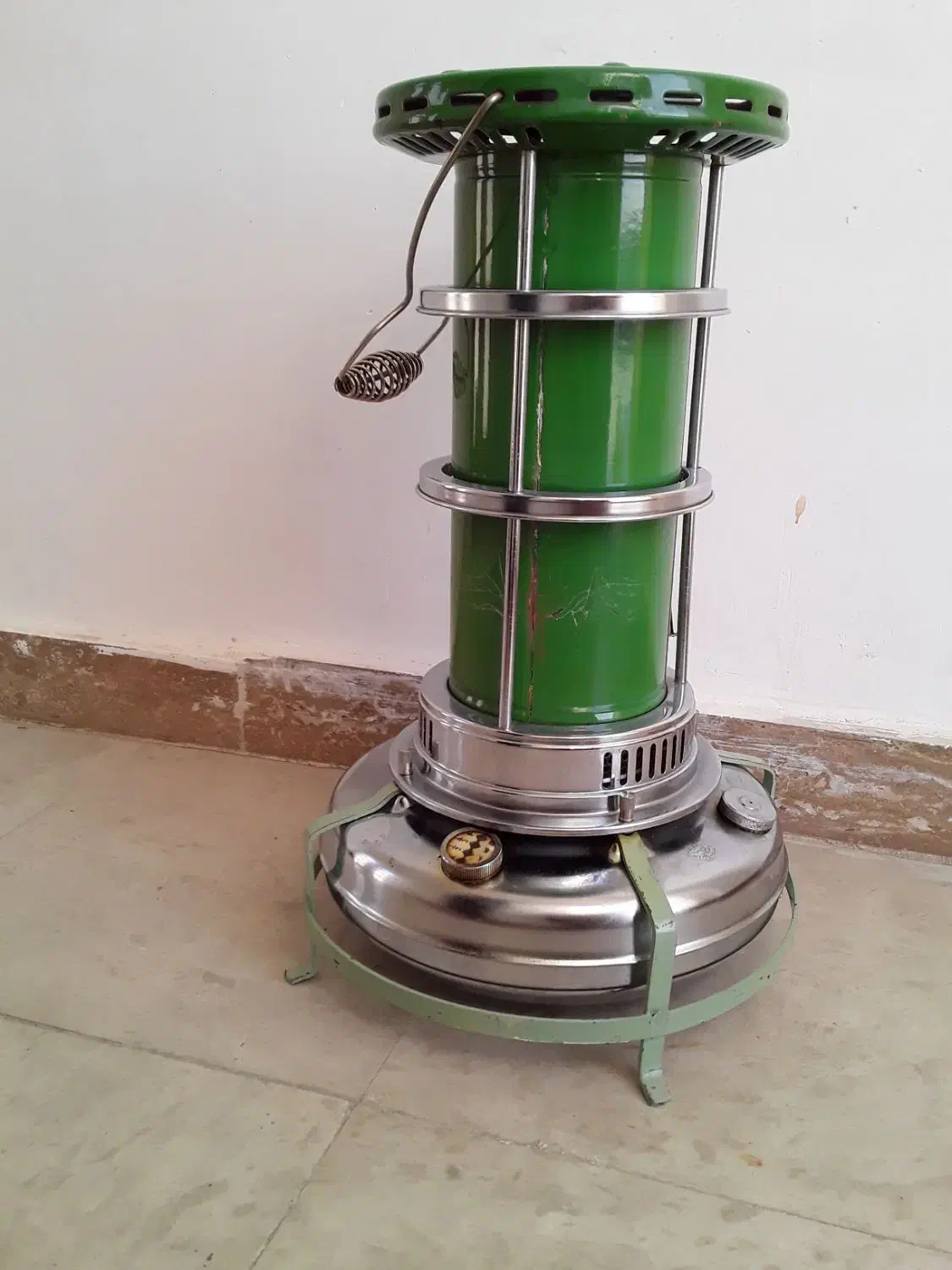 چراغ نفتی عالی نسب|بخاری، هیتر، شومینه|ایلام, |دیوار