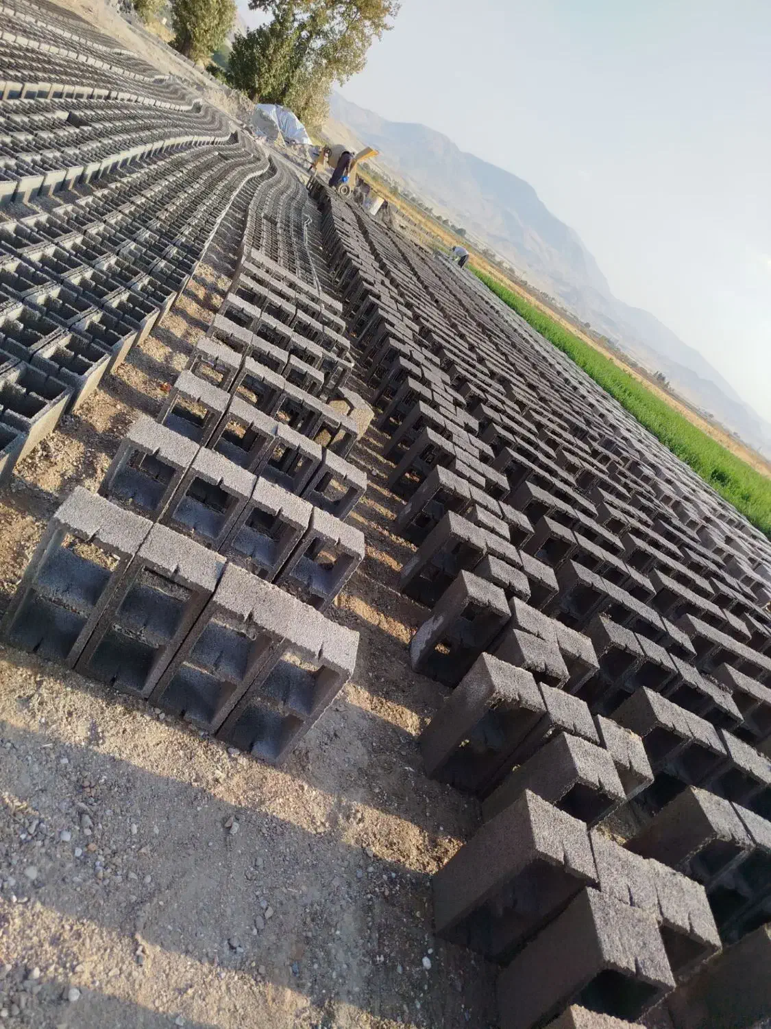 استخدام دربلوک زنی|استخدام صنعتی، فنی، مهندسی|صحنه, |دیوار