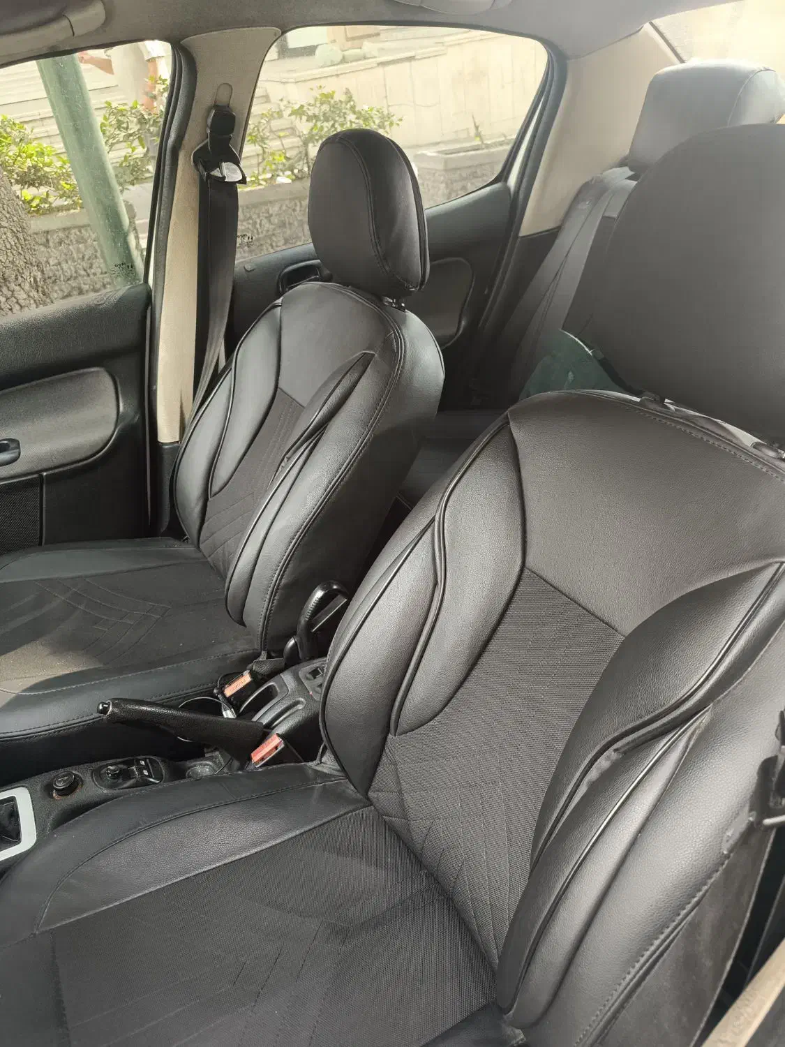 پژو ۲۰۶ صندوق دار وی ۸ مدل ۹۱|خودرو سواری و وانت|تهران, هوانیروز|دیوار