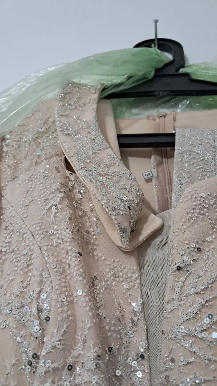 لباس مجلسی بلند|لباس|بروجرد, |دیوار