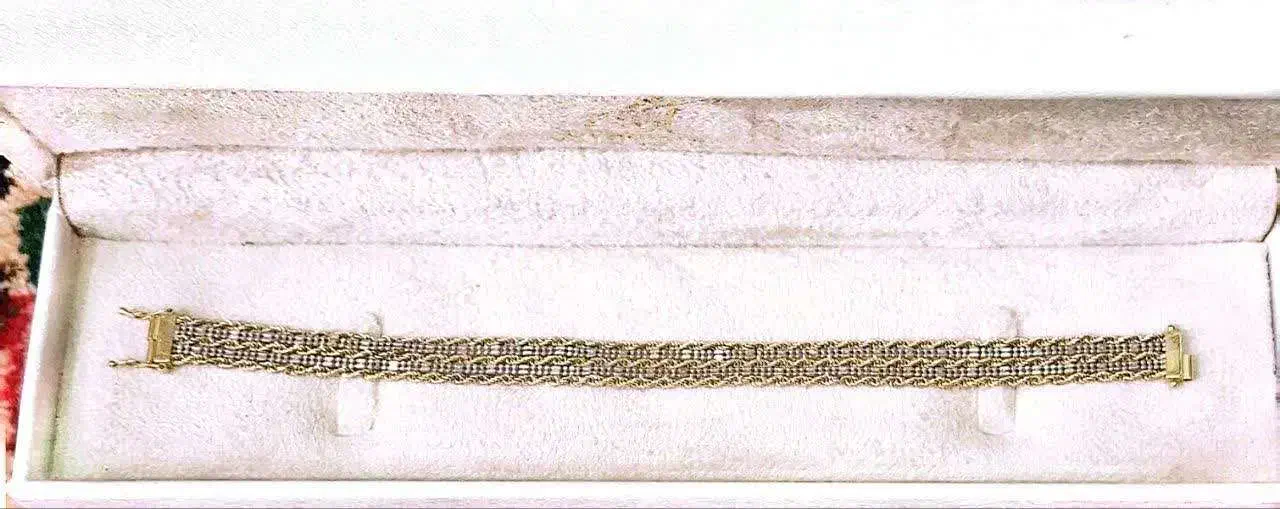 فروش دستبند وگوشواره طلا با فاکتور|جواهرات|شهرکرد, |دیوار