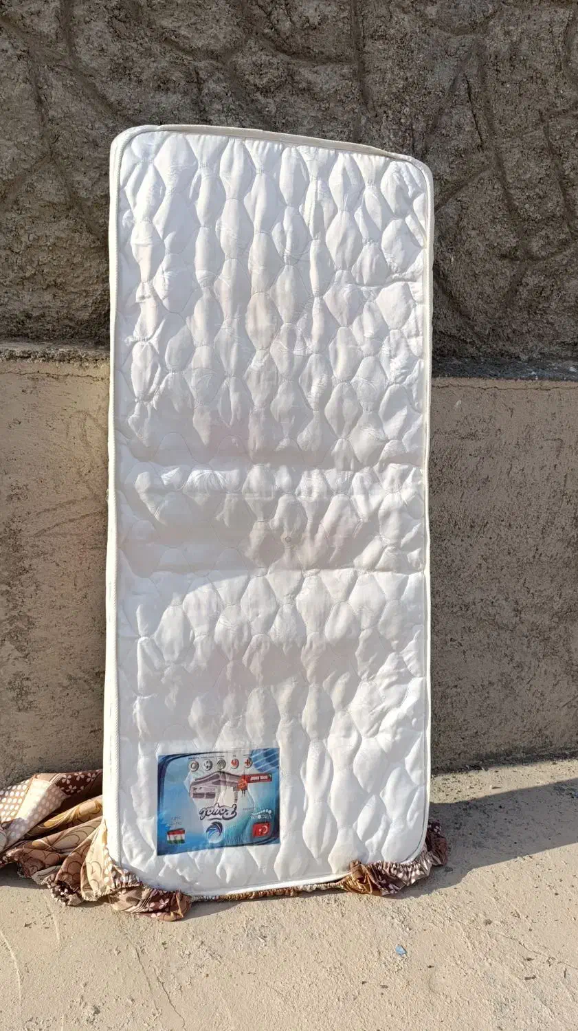 تشک فنردار|تشک تختخواب|اصفهان, ارداجی|دیوار