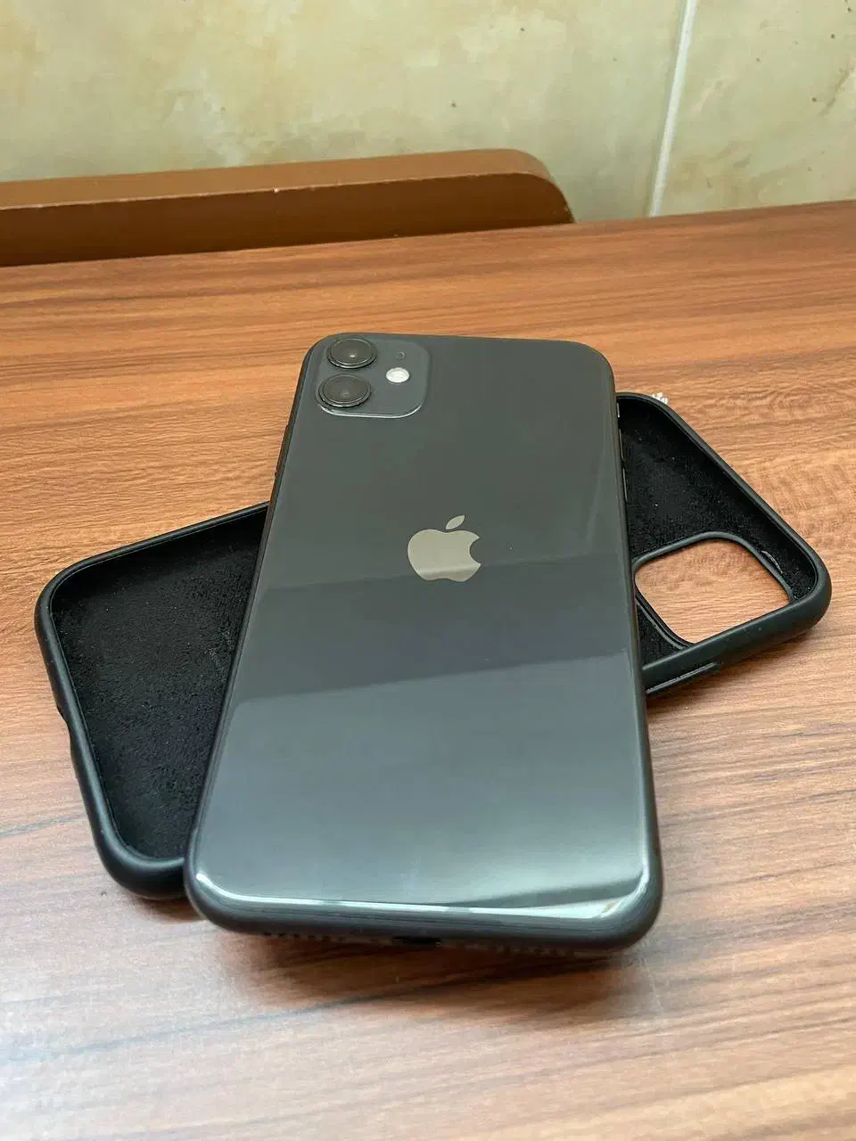 ایفون 11نرمال|موبایل|شیراز, شهرک گلستان|دیوار