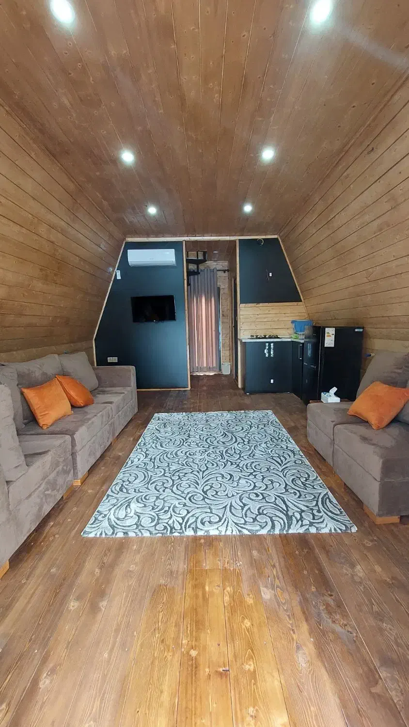 کلبه سوئیسی آندیا|اجارهٔ کوتاه‌مدت ویلا و باغ|رامسر, |دیوار