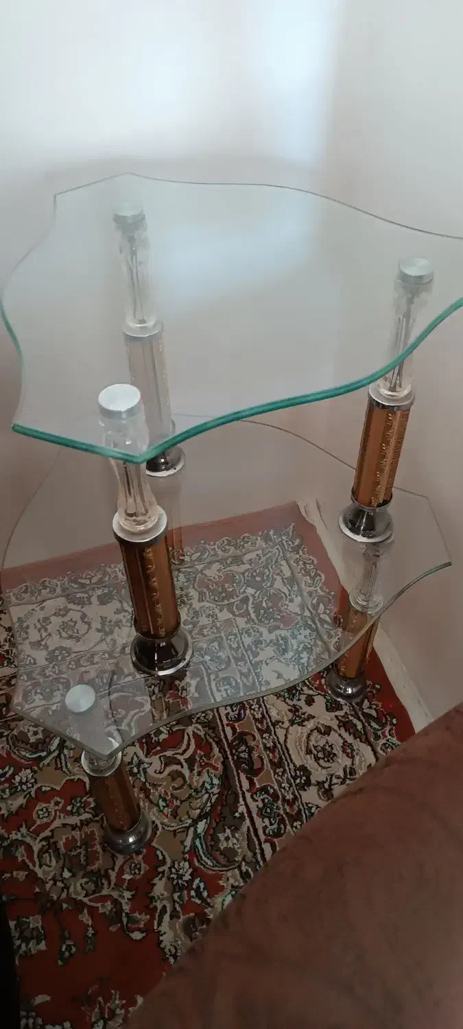 یک دست مبل دسته دوم بسیار زیبا|مبلمان خانگی و میز عسلی|سقز, |دیوار