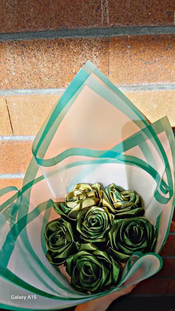 دسته گل|گل مصنوعی|فارسان, |دیوار