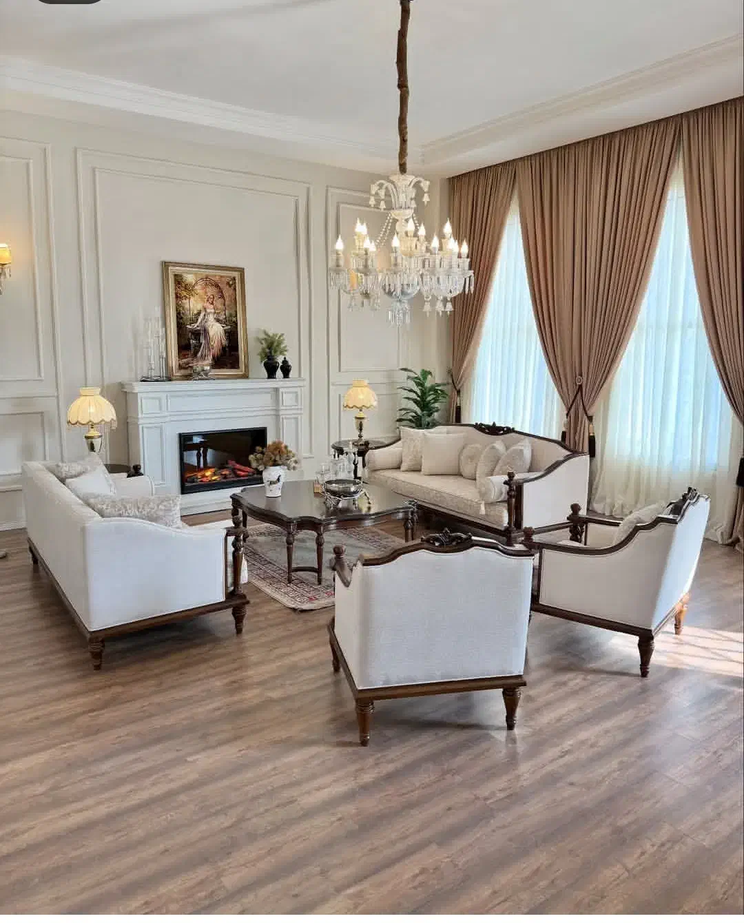 تولید مبلمان کلاسیک و فرانسوی به قیمت تولیدی|مبلمان خانگی و میز عسلی|ارومیه, |دیوار