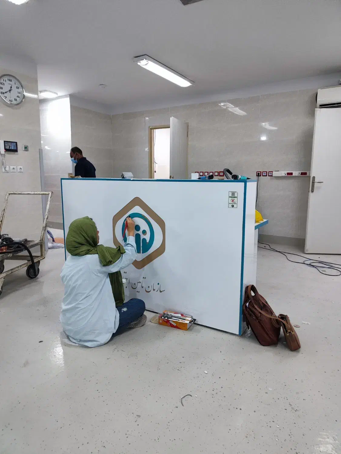 چاپ بنر،چاپ روی پرده اداری، مهرسازی، تابلوسازی|خدمات پیشه و مهارت|بوشهر, |دیوار