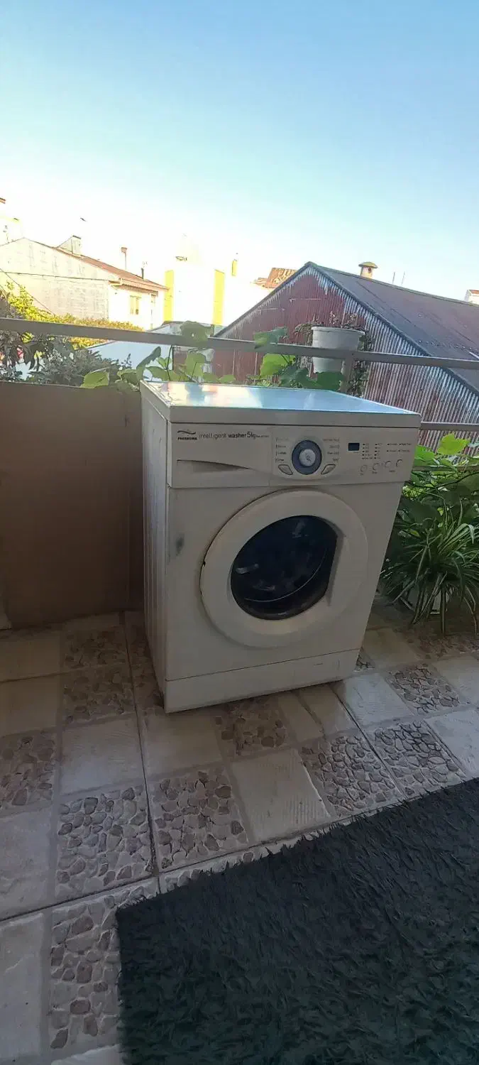 ماشین لباسشویی در حد نو|ماشین لباسشویی و خشککن لباس|رشت, قاسمیه|دیوار