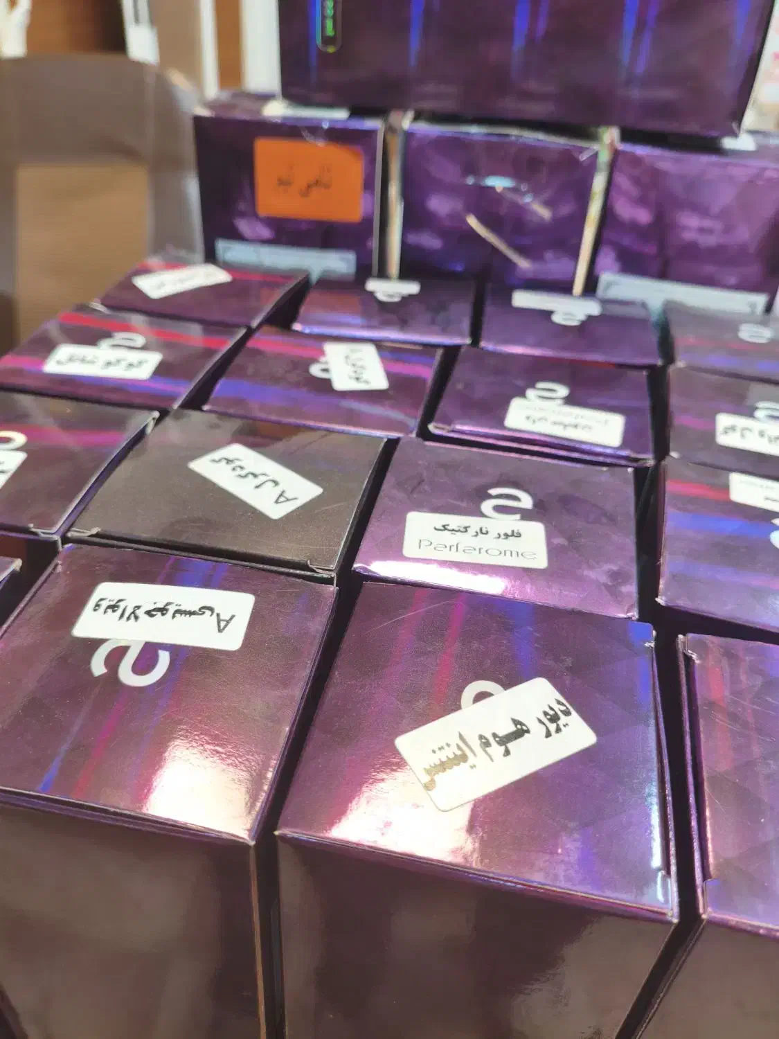 اسانس عطر برند پارفاروم|آرایشی، بهداشتی، درمانی|تهران, طیب|دیوار