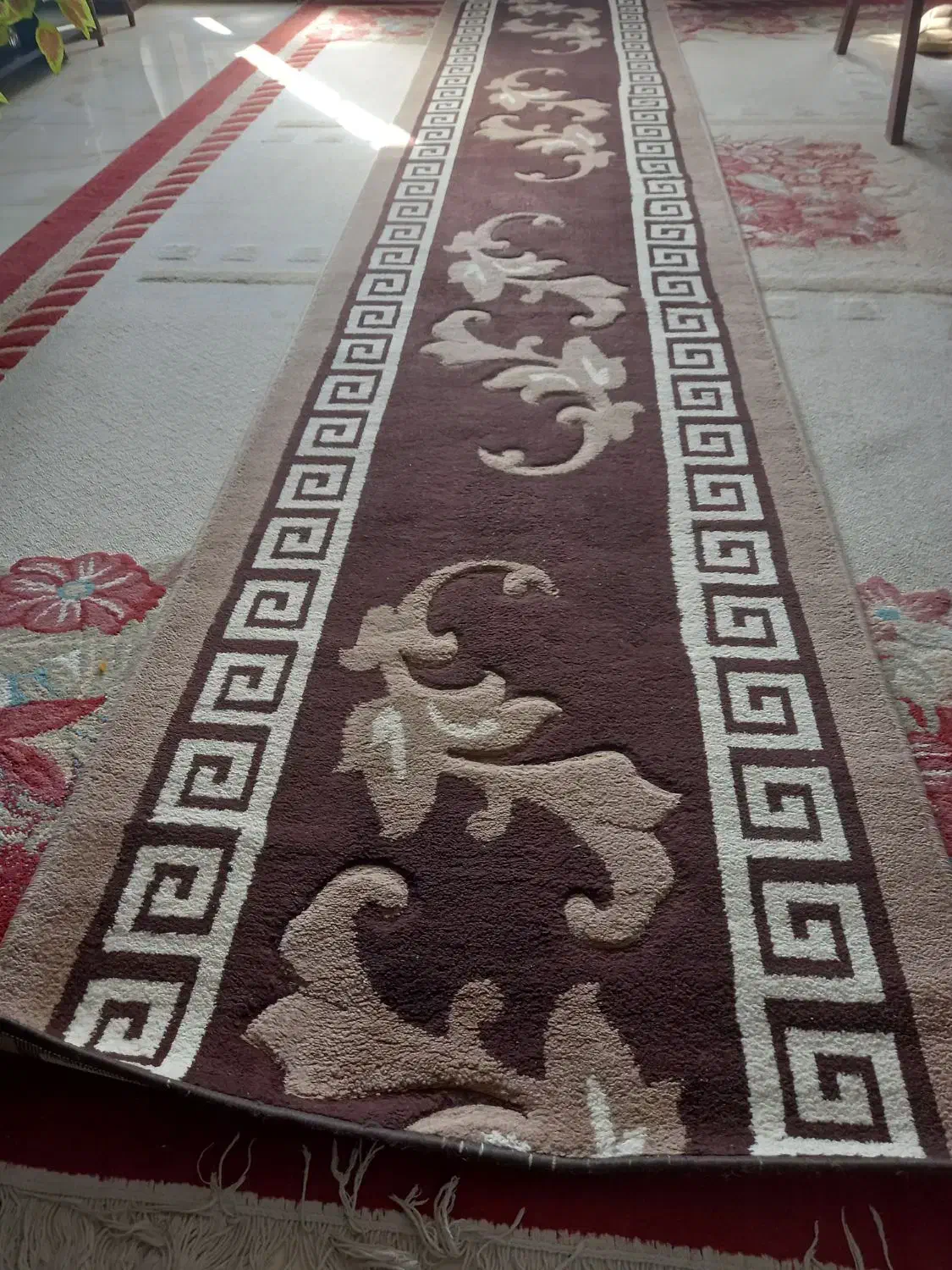 کنار فرش کاملا سالم|فرش|شاهین‌شهر, عطار|دیوار