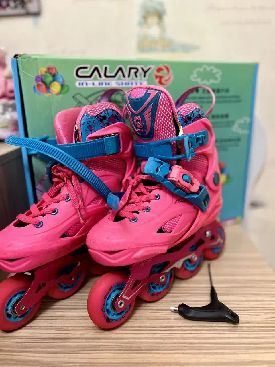 فروش اسکیت سایز ۳۲ تا ۳۵|دوچرخه، اسکیت، اسکوتر|تبریز, |دیوار