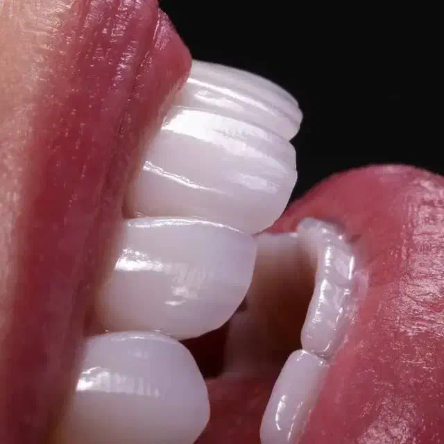 کلینیک پزشکی دندان پزشکی لیزر مشاور تغذیه زیبایی|خدمات آرایشگری و زیبایی|کرمان, |دیوار