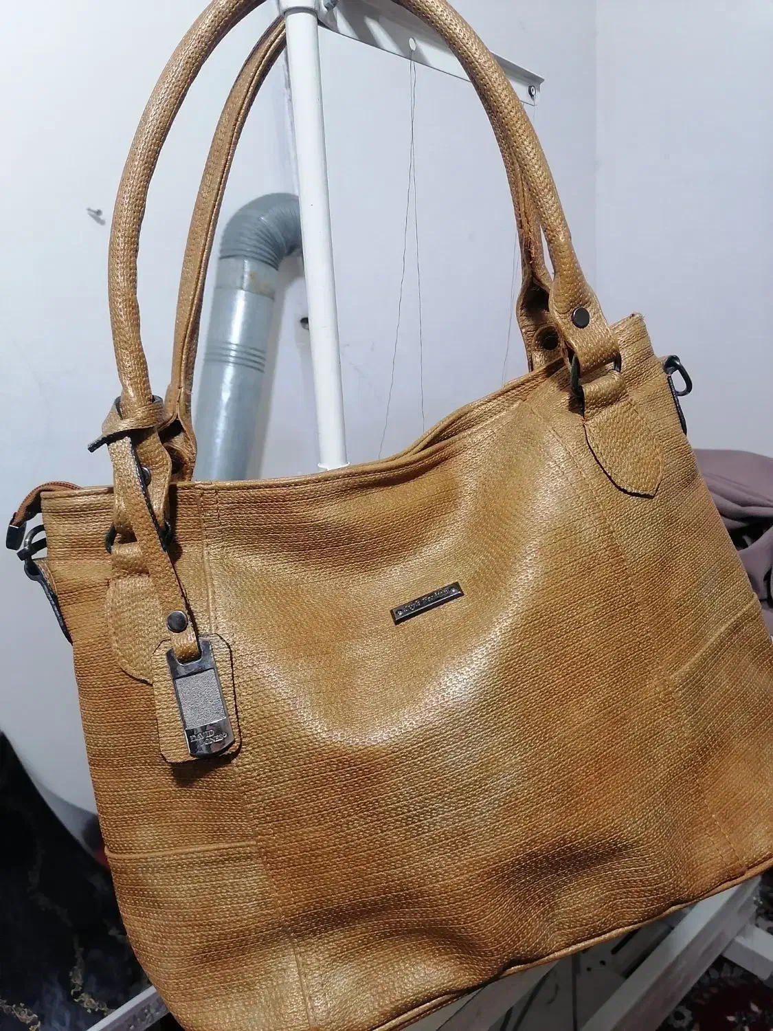 کیف نو بزرگ|کیف، کفش، کمربند|مشهد, کارمندان دوم|دیوار