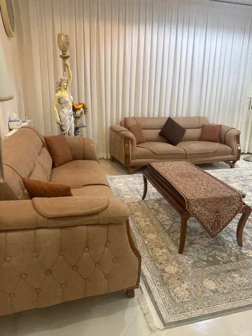 دو عدد کاناپه ۳ نفره|مبلمان خانگی و میز عسلی|مشهد, رضاشهر|دیوار