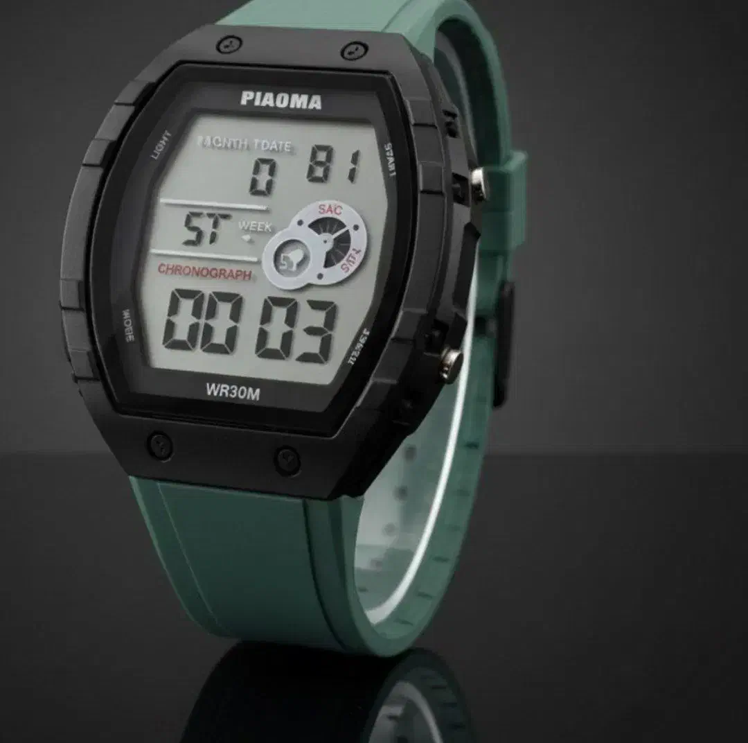 ساعت مچی اسپرت پائوما|ساعت|قم, سراجه (۱۵ خرداد)|دیوار