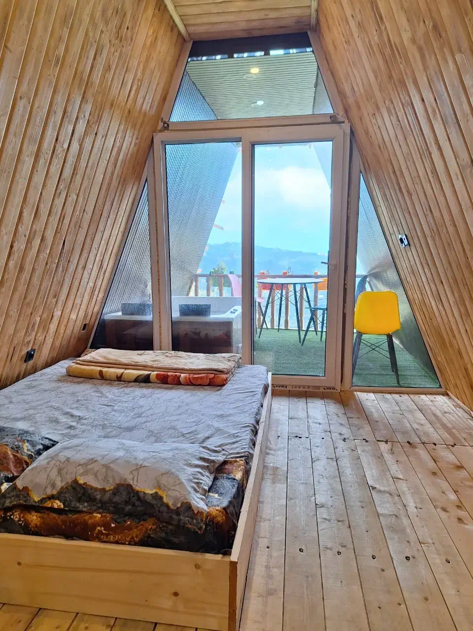 کلبه سوئیسی نوساز لاکچری|اجارهٔ کوتاهمدت ویلا و باغ|دالخانی, |دیوار